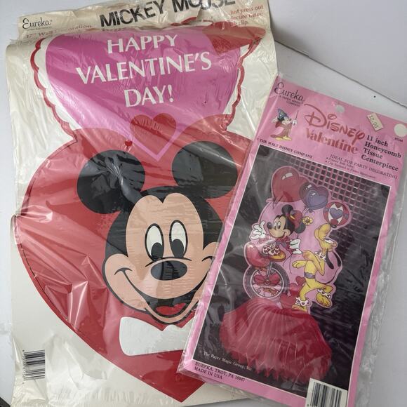 LOT OF 2 NOS Mickey Mouse Disney Valentines Day Paper Decor - Picture 1 of 14